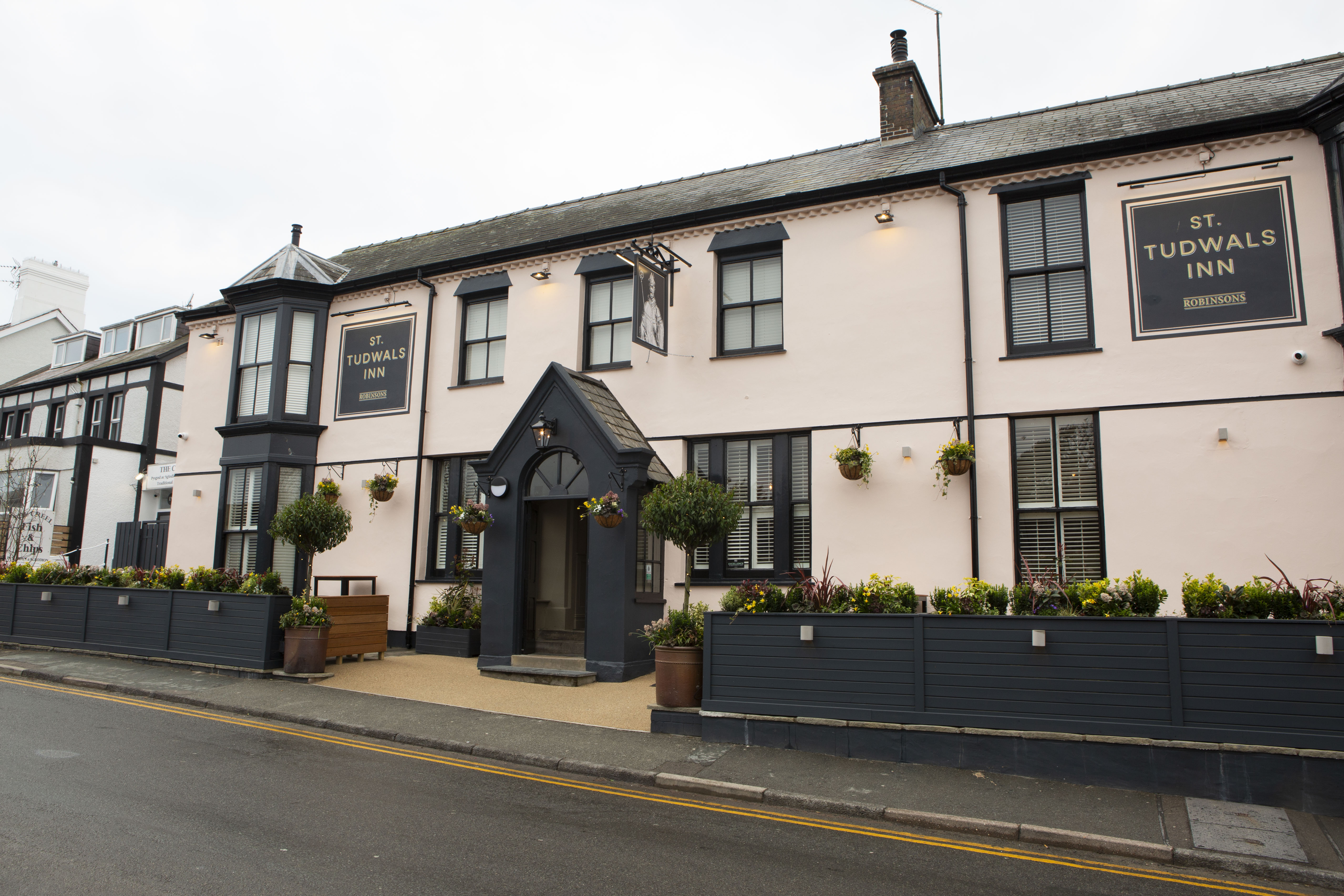 St Tudwals Inn