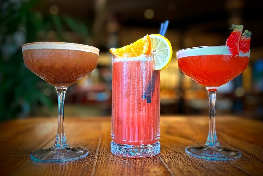 Cocktails at the Swan & Chequers