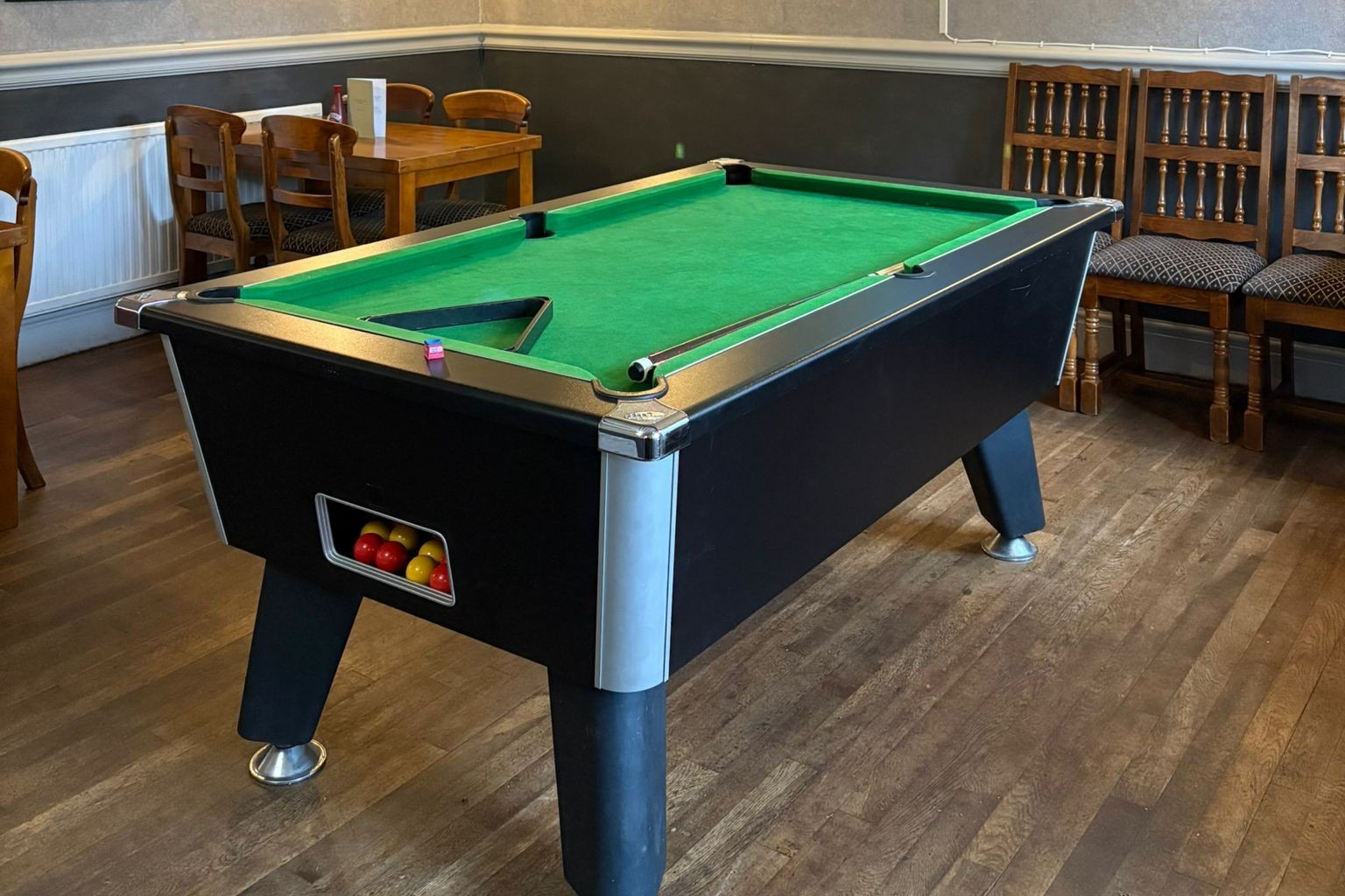 Pool table